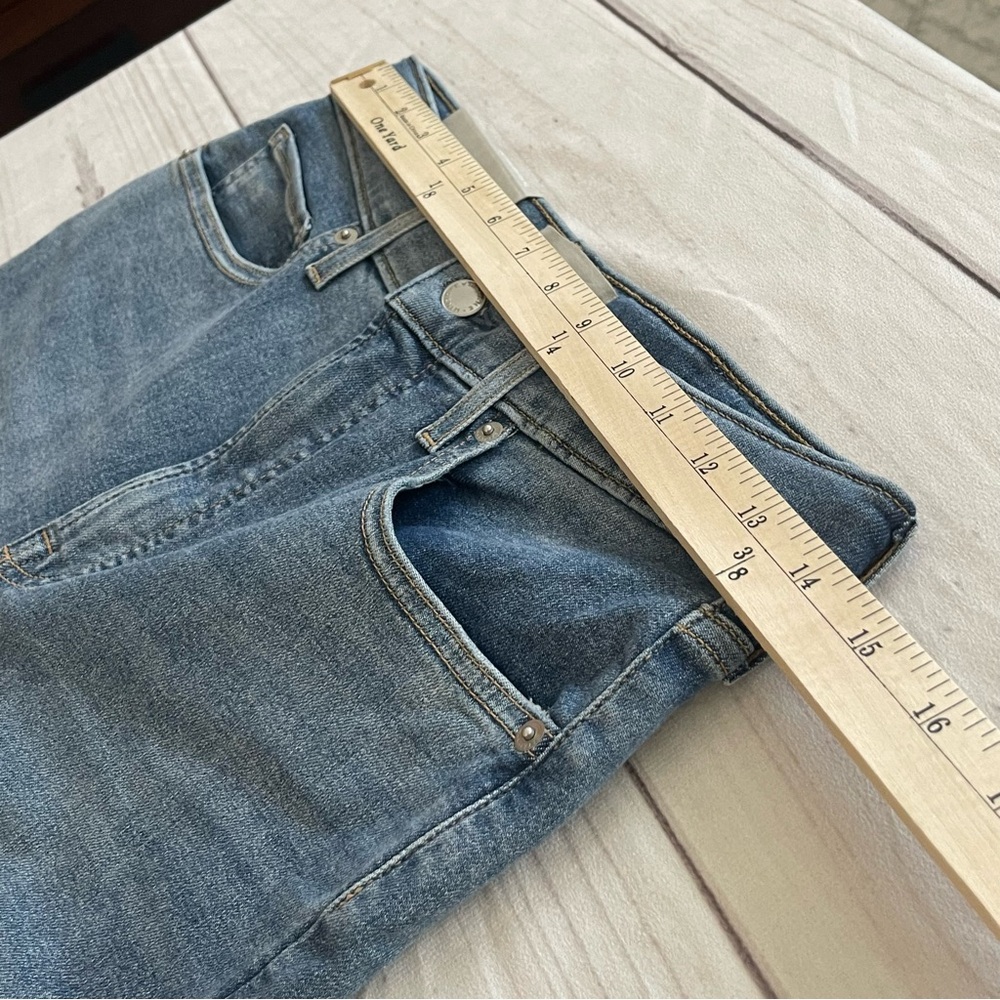 Everlane Women's Skinny Jeans in Light Blue - Picture 15 of 16